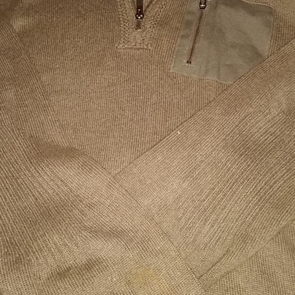 Sweater - Picture 3 of 3